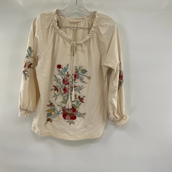 Solitaire Tops - Solitaire Embrodered Blouse off white Medium